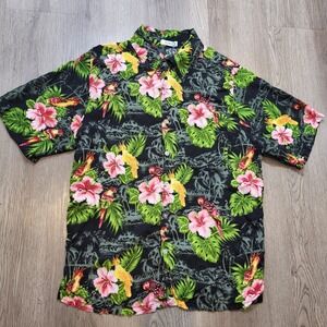 Vintage Studio 35 Hawaiian Short Sleeve Tropical‎ Designed Sze M, 100% Rayon